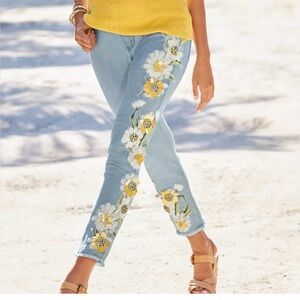 Boston Proper Light Blue Daisy Embellished Jeans Size 10 Like New!